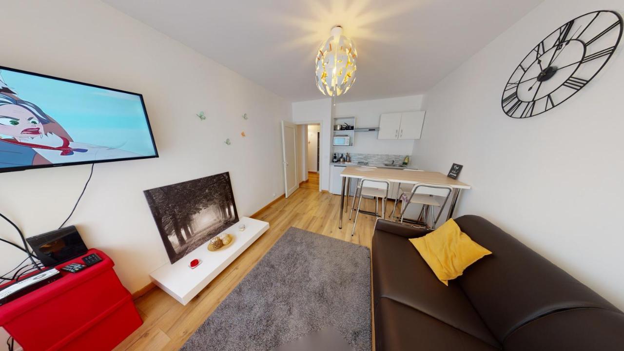 Aux Bons Amis - Parlement/Orangerie Apartment สตราสบูร์ก ภายนอก รูปภาพ